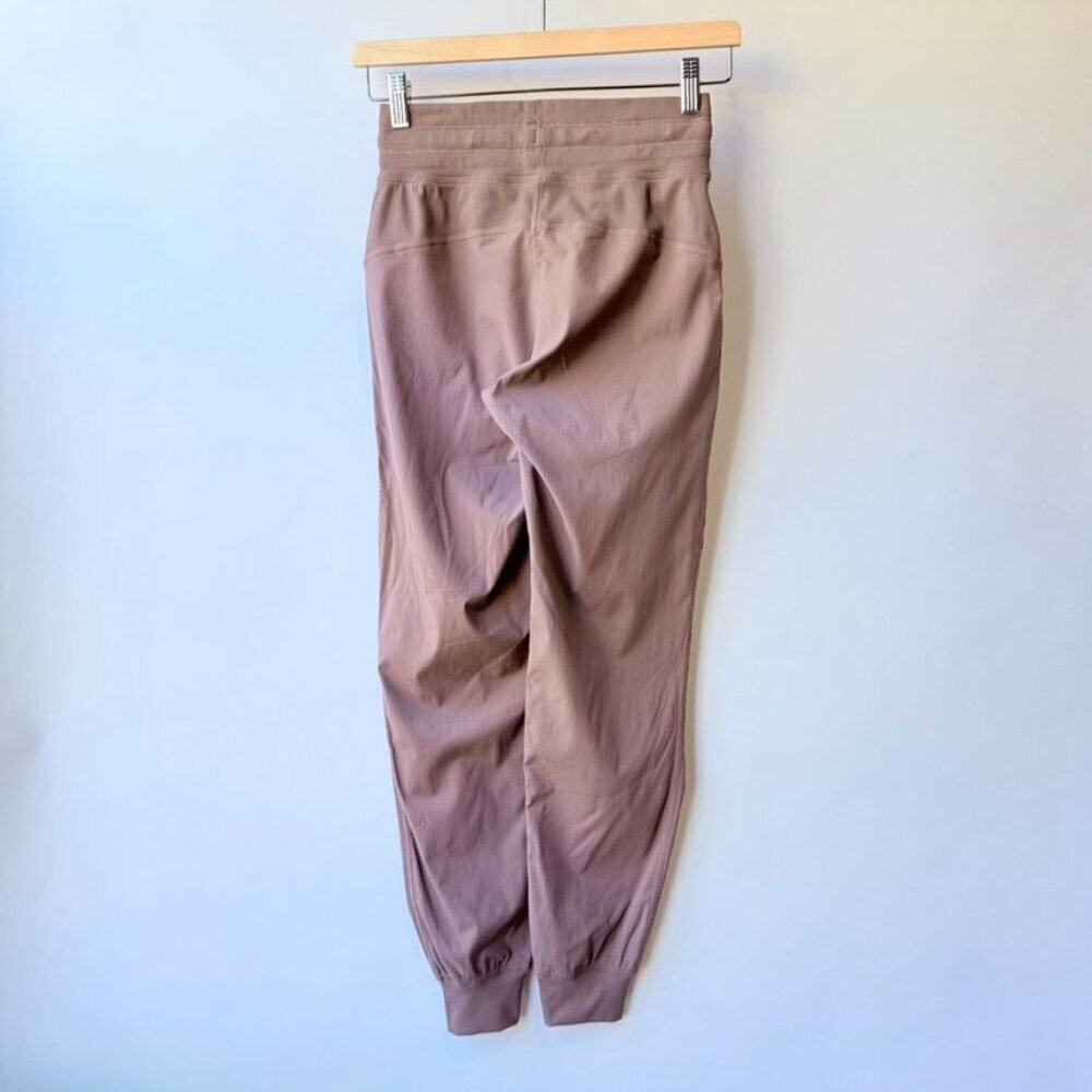 Lululemon Dance Studio Jogger Women’s Size 2 B193 View 2
